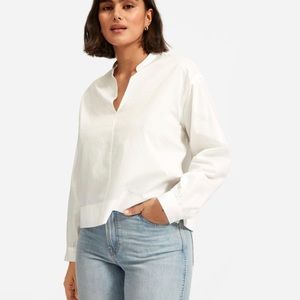 Everlane: Silky Cotton Split-Neck Blouse